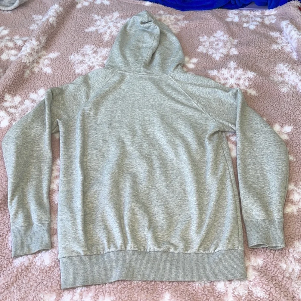 Small Adidas hoodie - Picture 3 of 3